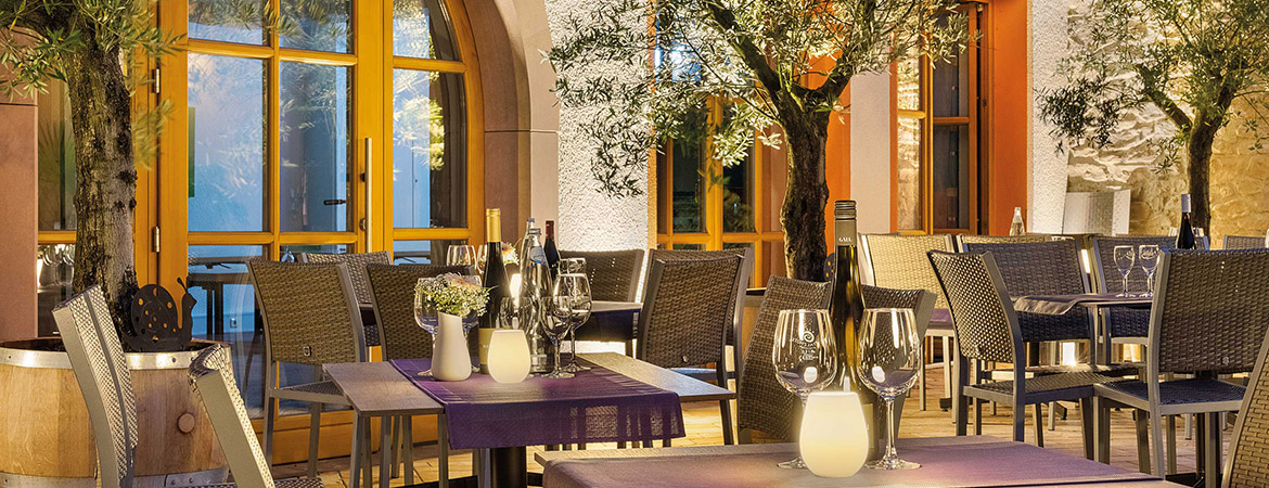 MediterranerGarten_Abend_2_1170x450.jpg